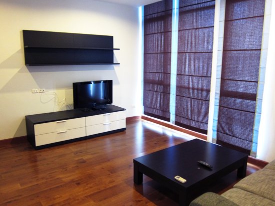  apartment for rent near Supalai Premier Place Asoke